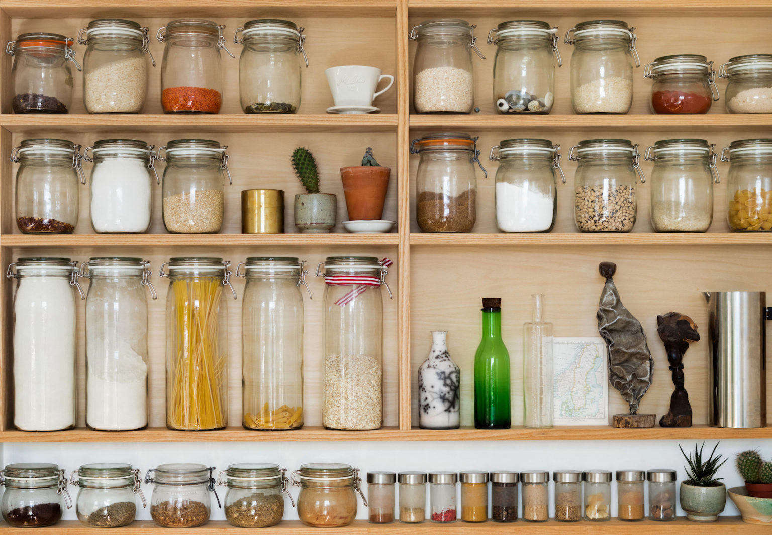 KITCHEN STORAGE AND SPACE IDEAS